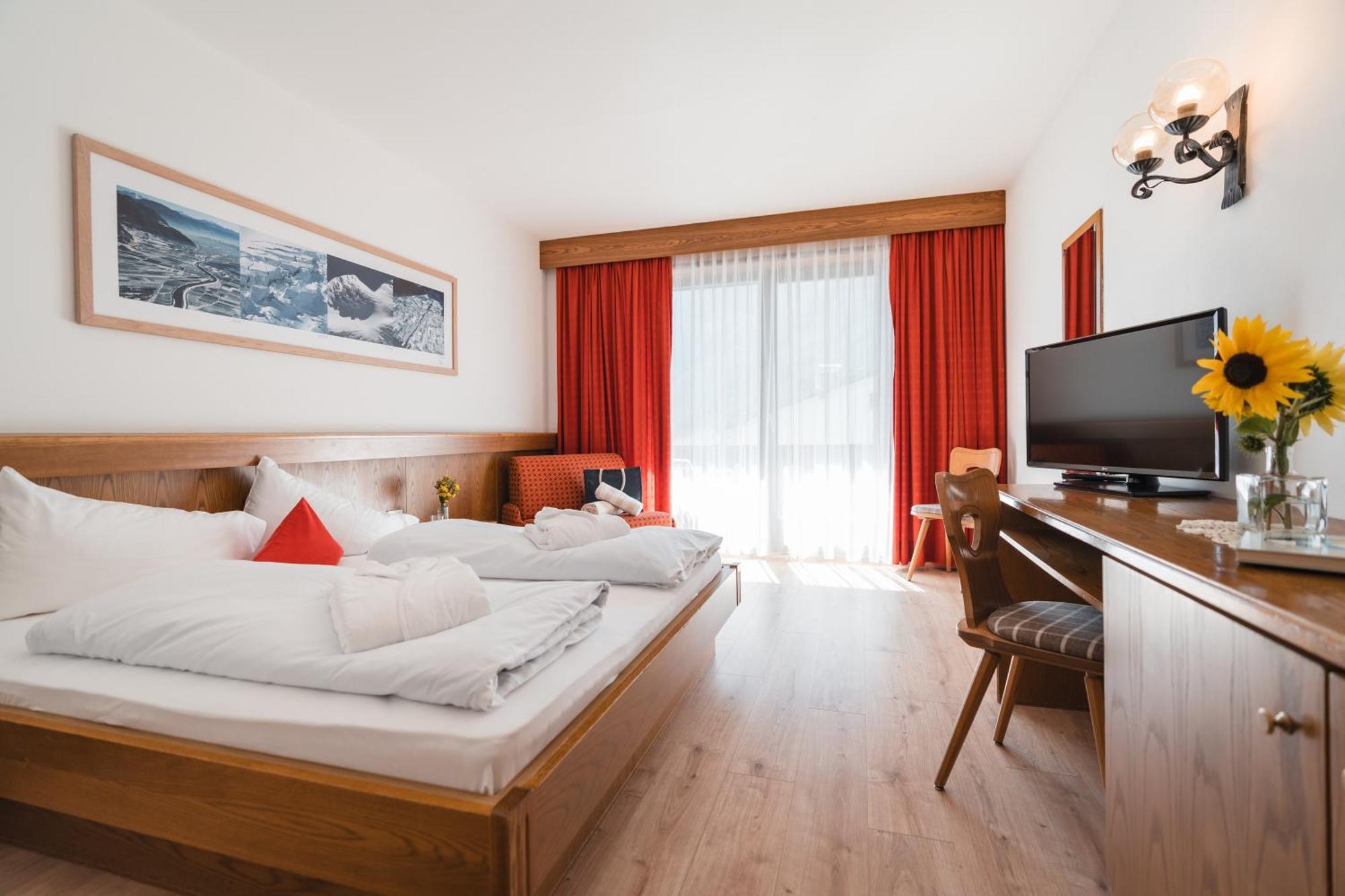 Smart Hotel Firn Madonna  Εξωτερικό φωτογραφία